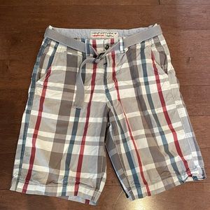 American Eagle Longboard Shorts